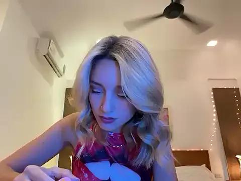 Freechat SirenaBelle on StripChat