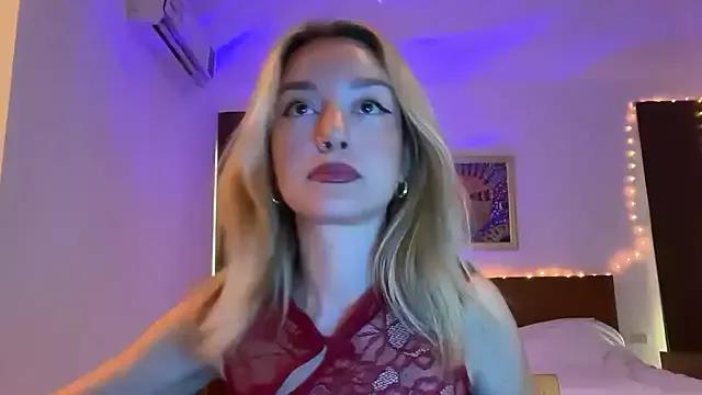 StripChat SirenaBelle is Freechat SirenaBelle — Sensual dance