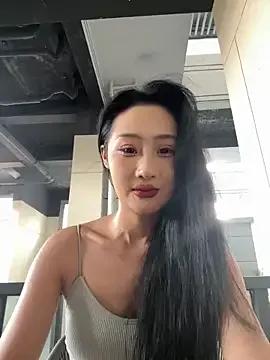 Freechat so-linger on StripChat