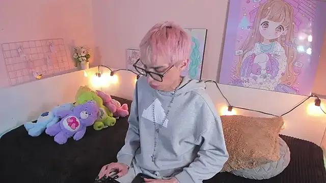 Strawberry_Kitty_ on StripChat