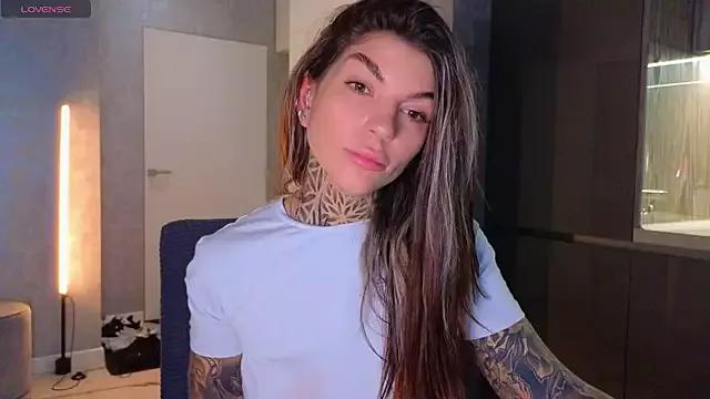 Freechat tattooedBabyy on StripChat