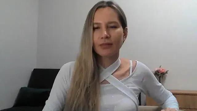 Tavriena — Freechat on StripChat