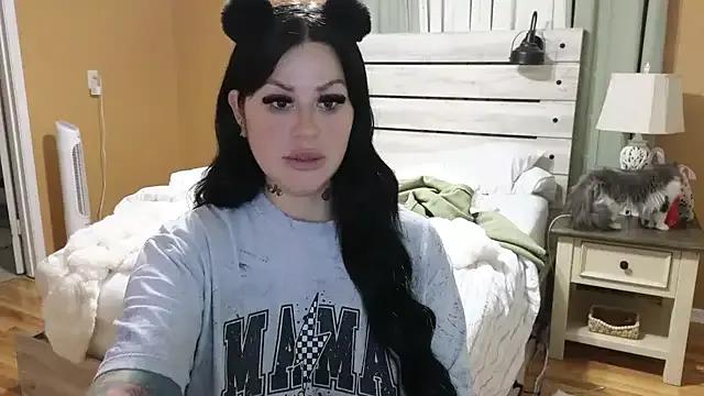 TexasTattooedHouseWife — last tipper gets snap/ sex tapes/30pics