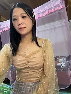 Thaocutee on StripChat