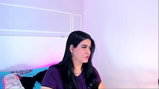 Freechat TianaGlow26 on StripChat