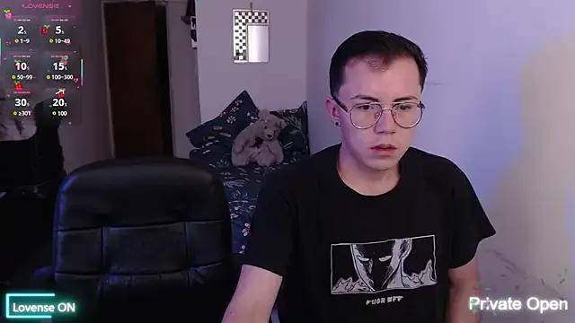 Tina_4_Charlie on StripChat