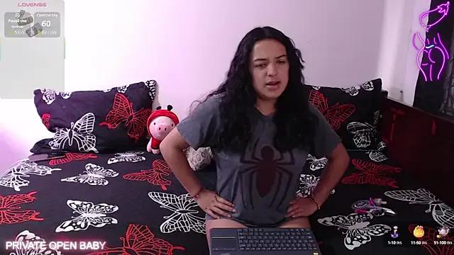 Tina_4_Charlie on StripChat