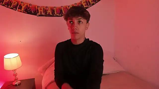 Tomy_Rox on StripChat