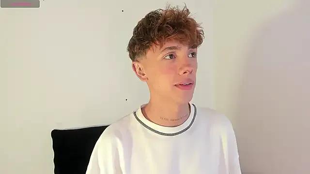 Tomy_Rox on StripChat