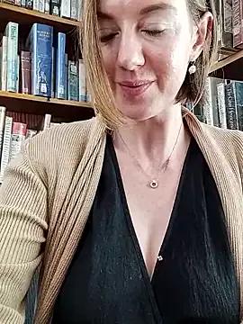 Freechat TopsyWilde on StripChat