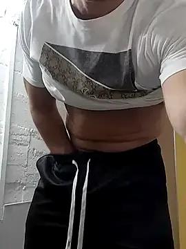 Freechat trainwithme on StripChat