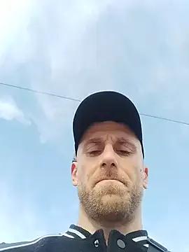 Freechat trainwithme on StripChat