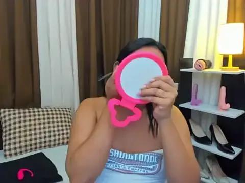 Freechat TsUncutKaren on StripChat