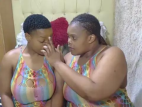 Freechat Twin_lovers on StripChat