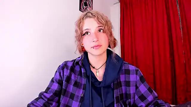 valentina_27 on StripChat