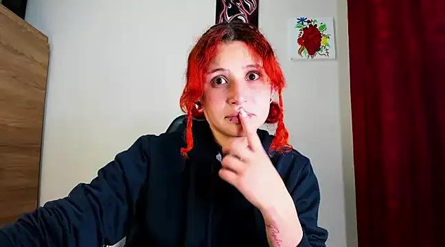 valentina_27 on StripChat