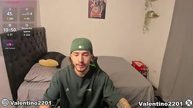 Valentino_Xander on StripChat
