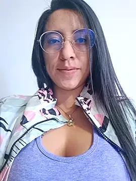 VALERY-03_ on StripChat