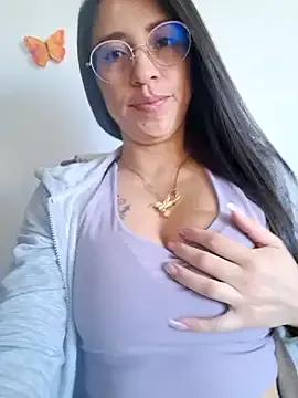 VALERY-03_ on StripChat