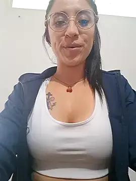 VALERY-03_ on StripChat