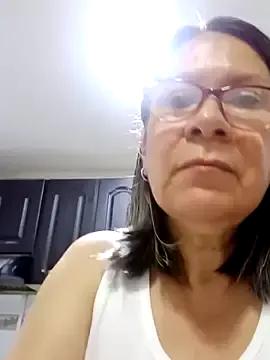 victoria_wayne on StripChat