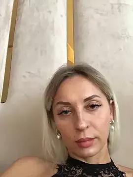VikaBunny1 on StripChat