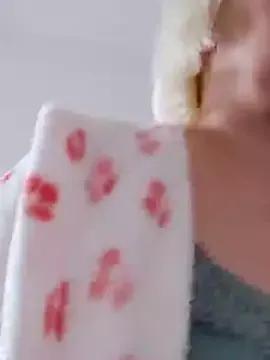 VikaKing on StripChat