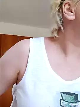 VikaKing on StripChat