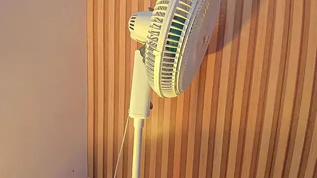 violet_taylor_ on StripChat