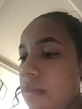 Freechat violeta_18x on StripChat