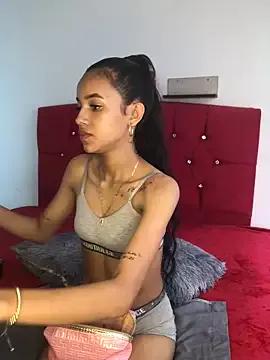 Freechat violeta_18x on StripChat