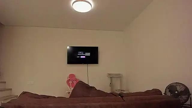 Voytinyme on StripChat