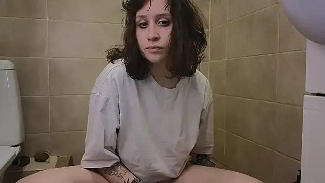 whatamarrie on StripChat