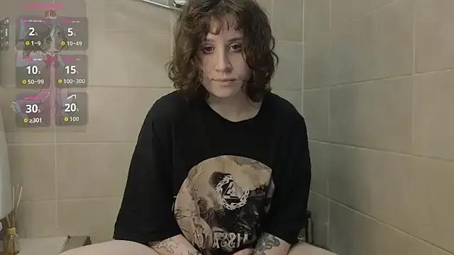 whatamarrie on StripChat