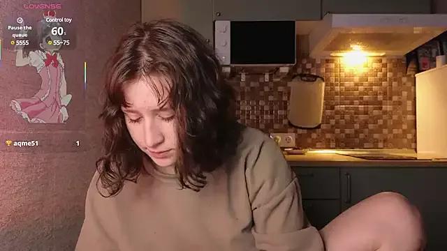 whatamarrie on StripChat