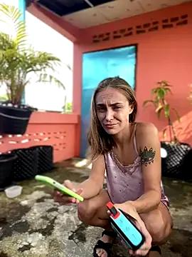 Freechat White_mistress on StripChat