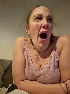 StripChat Wisie_Cutie is Private Wisie_Cutie — Caresse chatte 5min