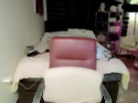 XhotcockcumXts on StripChat