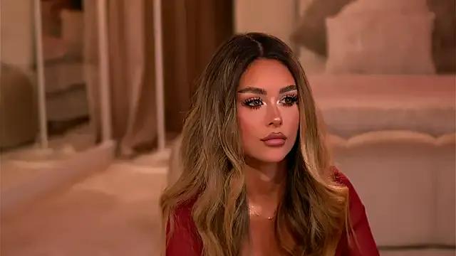 Freechat YasmineShaw on StripChat