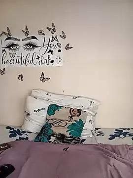 Young_Slut21 on StripChat