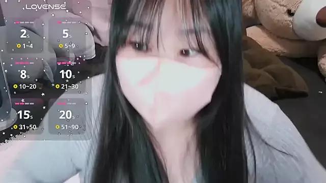 yuinyan3150 on StripChat