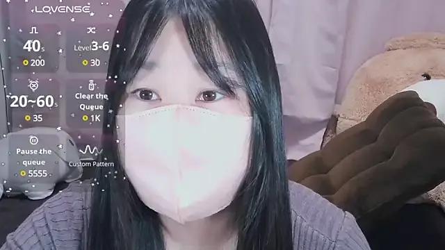 yuinyan3150 on StripChat