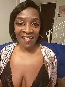 Freechat Yummychoklit on StripChat