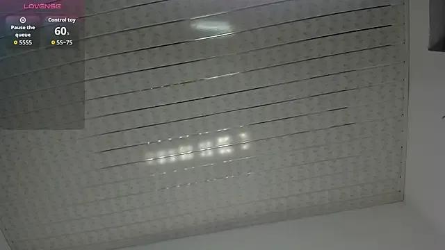 Zahra_milks on StripChat