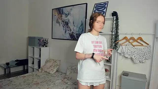 ZaraBluitt on StripChat