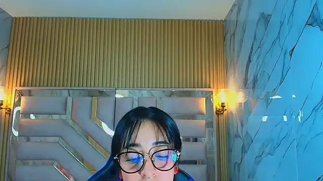 zoe_r_ — PICK ANY SONG, ANDD ILL DANCE FOR YOU