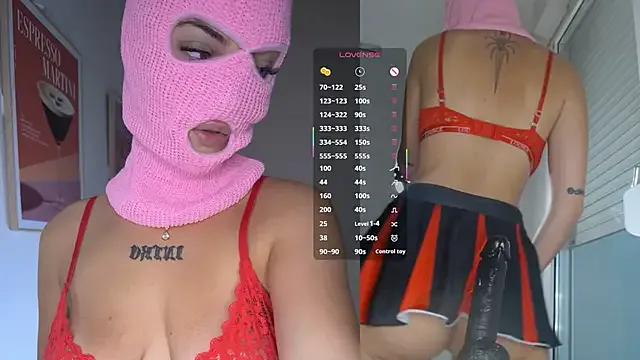 zoeypink on StripChat