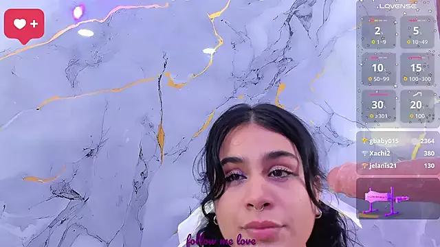 Freechat zyle_boobs on StripChat